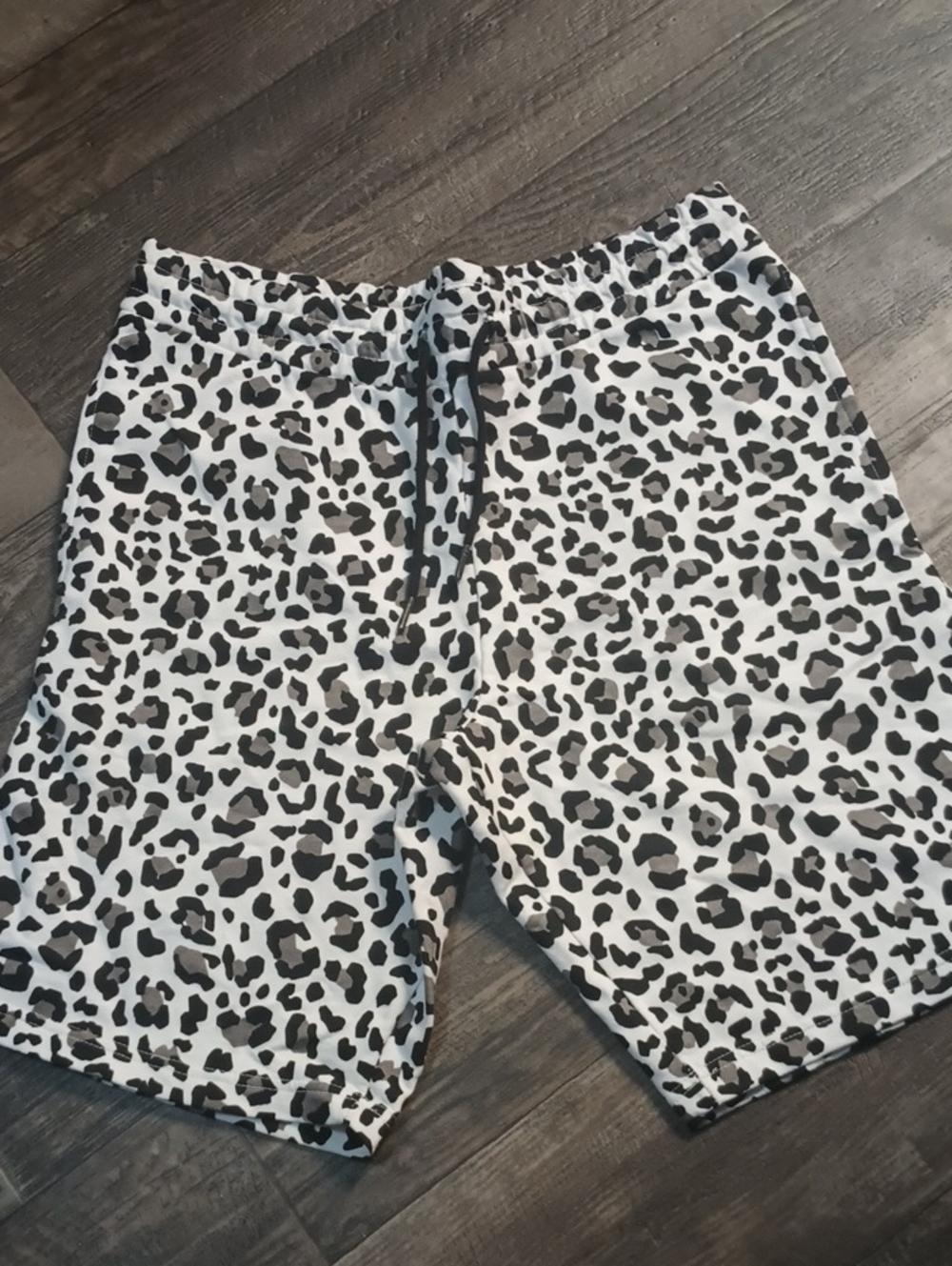 Forever 21 Black & White Leopard Print Drawstring Athletic Shorts